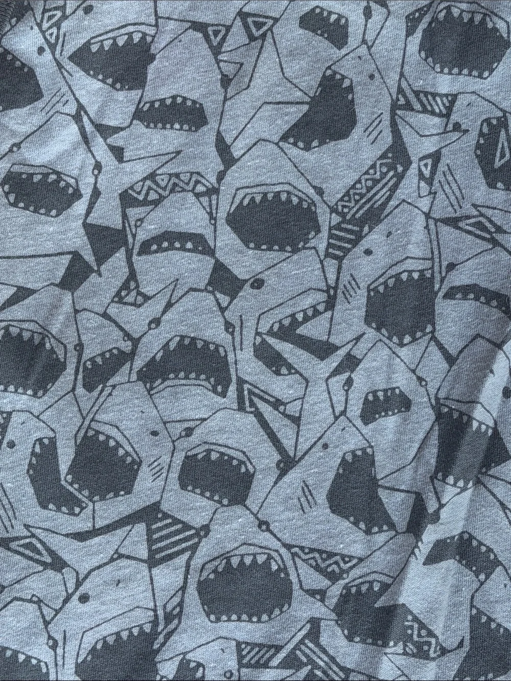 🦈 OshKosh B'gosh Boys' Gray Shark Pocket Tank Top - 14
